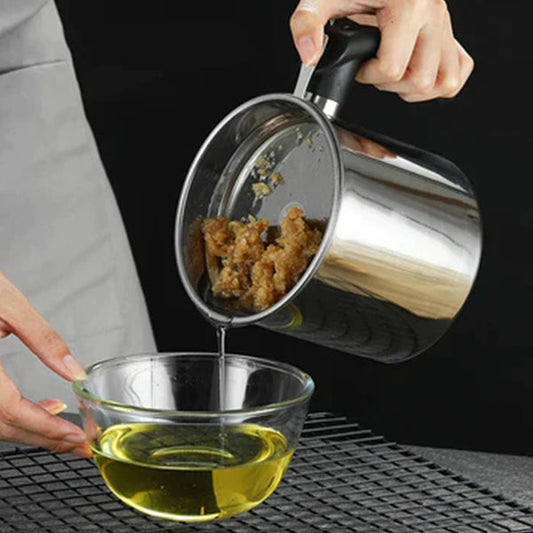 📢📢50% OFF !! ♻️ 304 Stainless Steel Oil Keeper with Filter – Reusable Grease Strainer Pitcher, Fine Mesh Removes Food Bits & Residue for Cleaner, Healthier Reuse