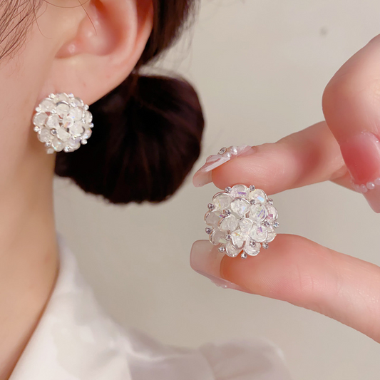 🌸LIMITED-TIME 50% OFF!⏰Elegant Sparkling Floral Stud Earrings