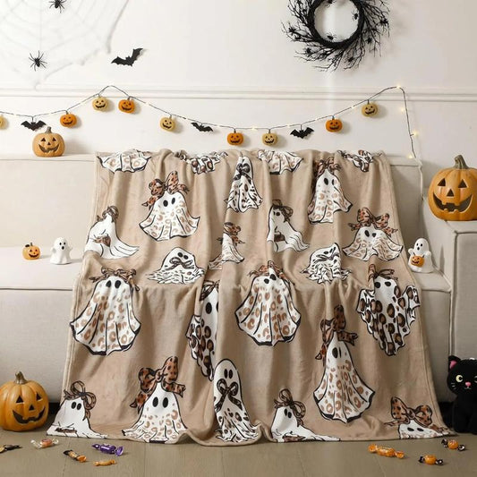 Halloween Ghost Print Cozy Throw Blanket